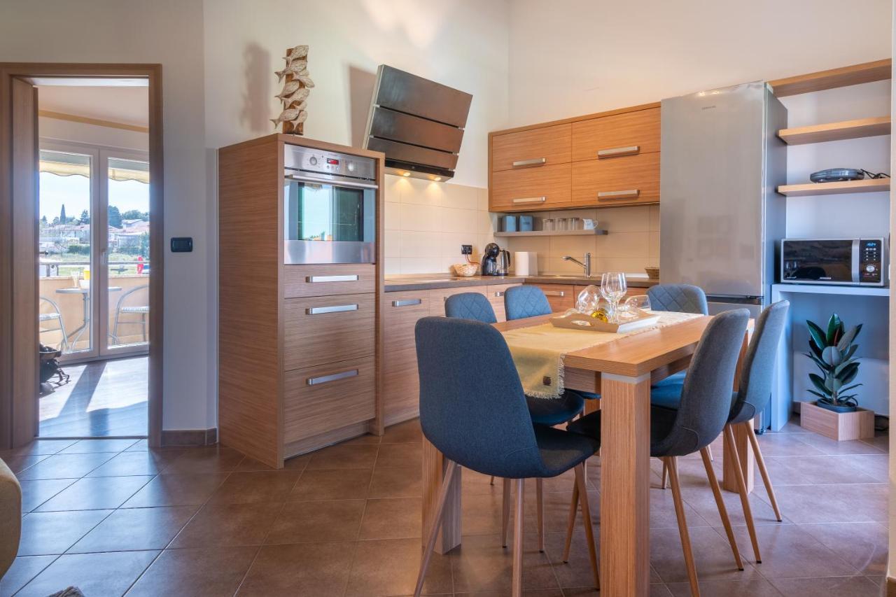 Apartamento Penthouse Gea Premantura Exterior foto