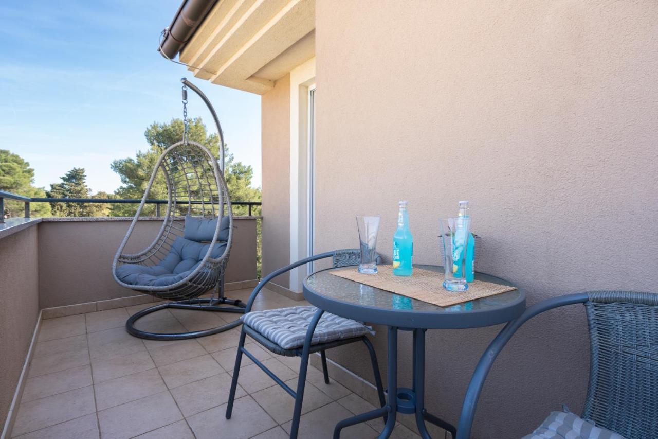 Apartamento Penthouse Gea Premantura Exterior foto
