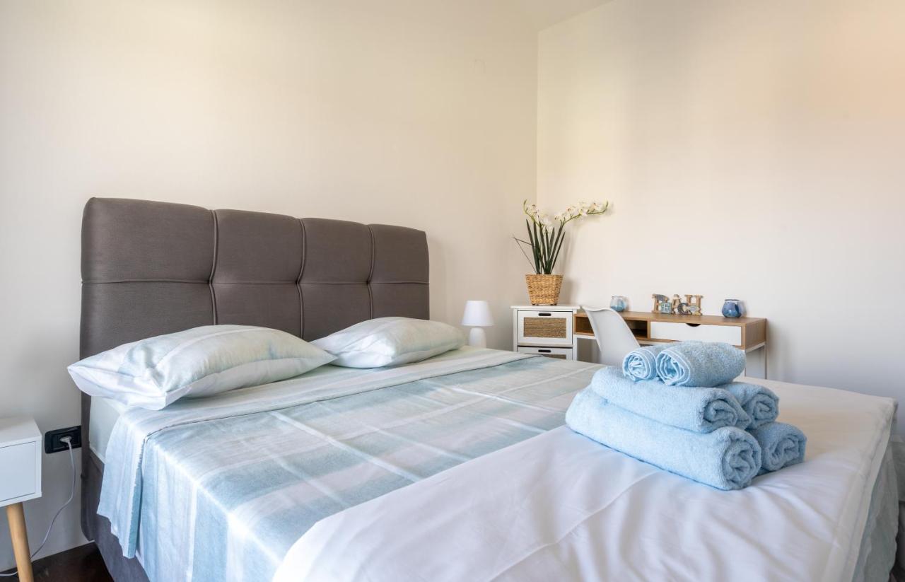 Apartamento Penthouse Gea Premantura Exterior foto