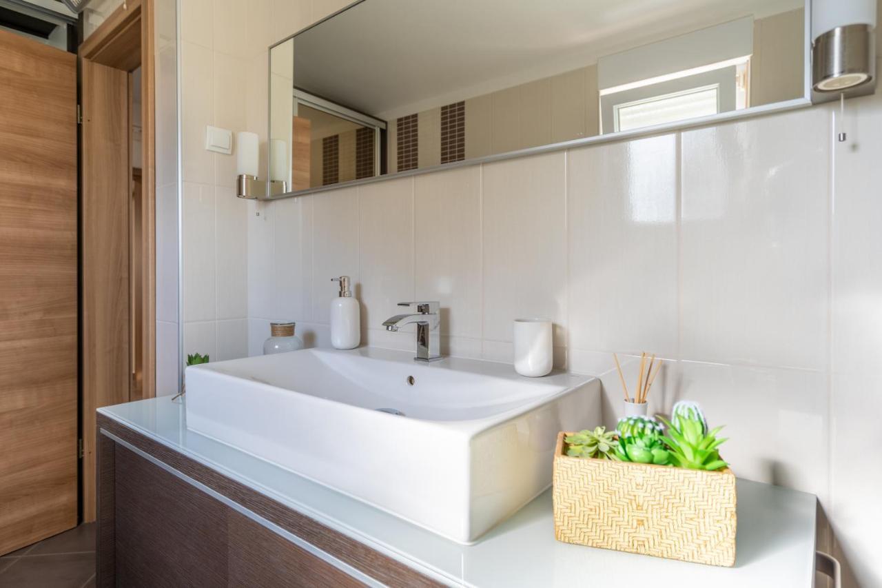 Apartamento Penthouse Gea Premantura Exterior foto