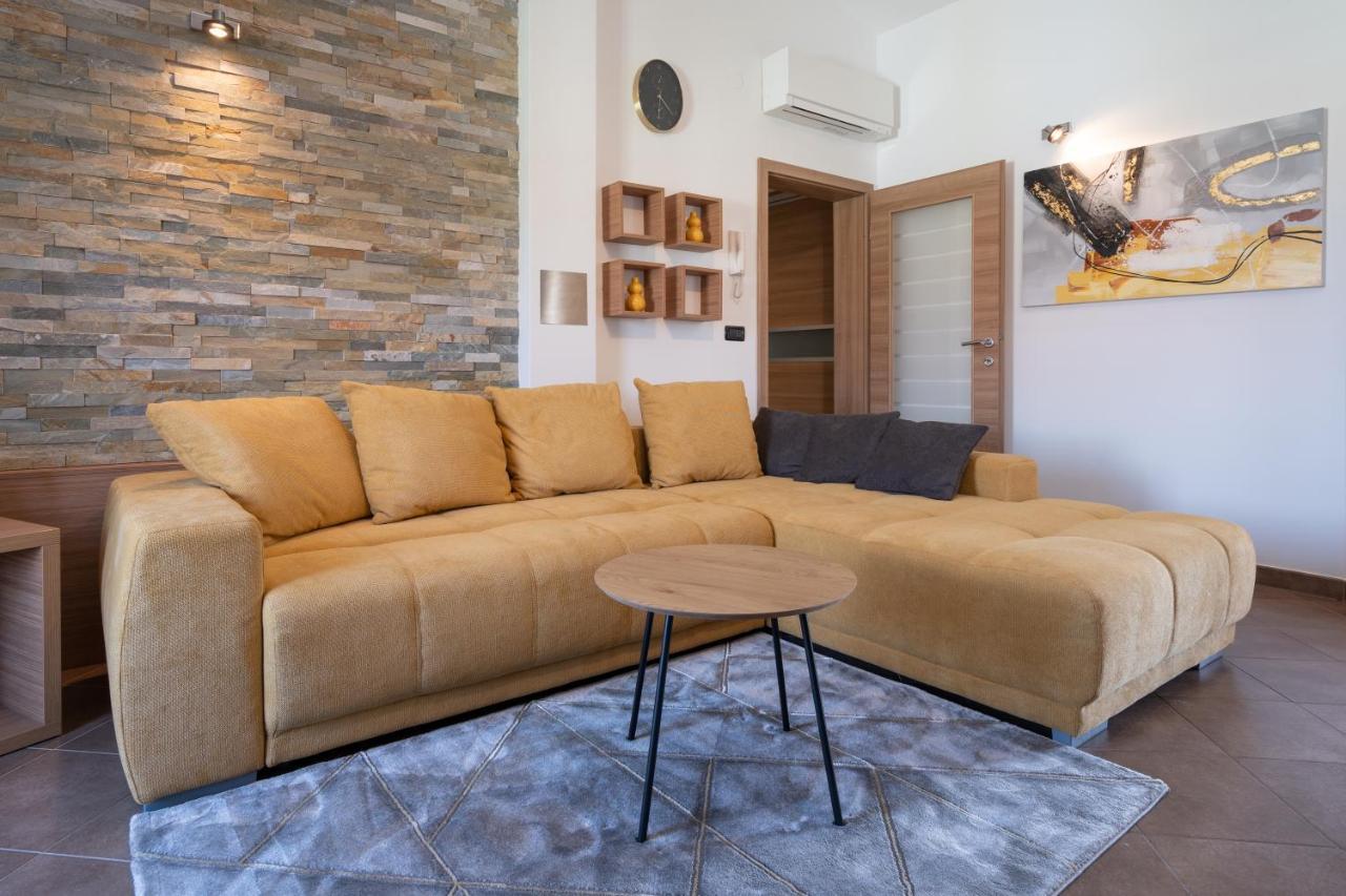 Apartamento Penthouse Gea Premantura Exterior foto